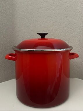 Le Creuset Enameled-Steel Stock Pot Cerise with Black Knob